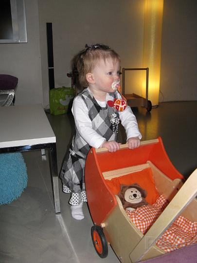 I&Y 28 februari 2010 (22) Yente 1 jaar.JPG